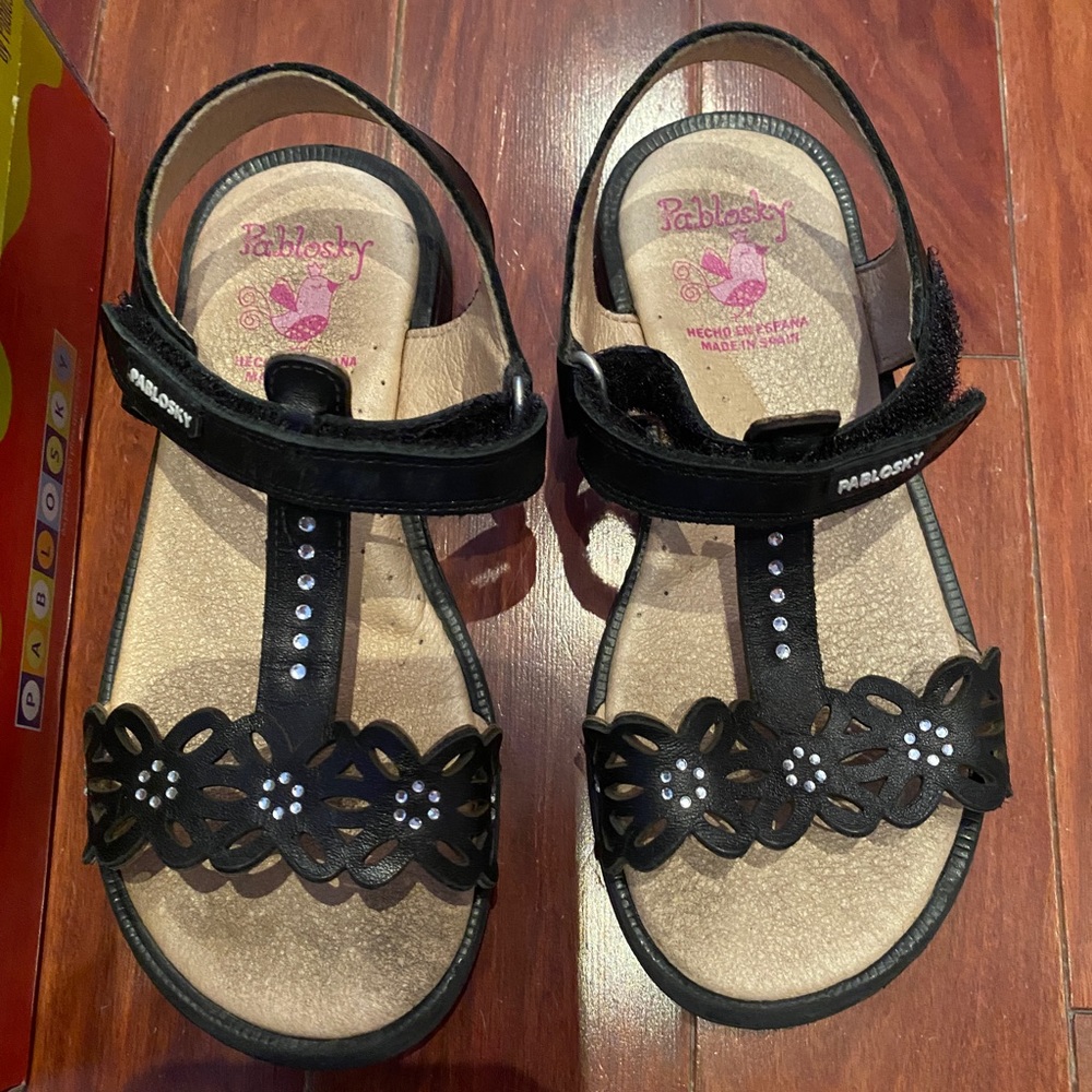 Pablosky Girl Black Sandals size 9.5T